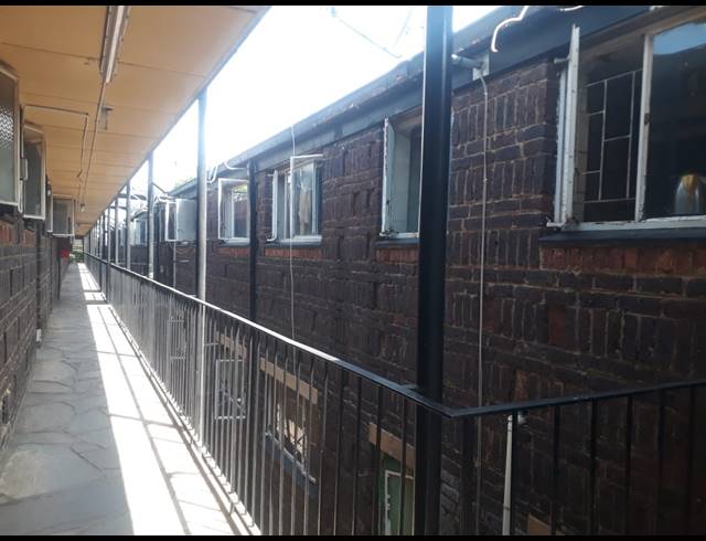 3 BEDROOM APARTMENT FOR SALE IN RUSTENBURG CENTRAL